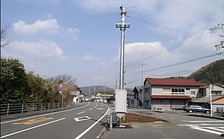 道路状況の監視カメラ設備